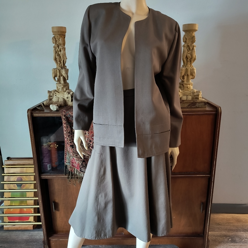 Linda Allard for Ellen Tracy Wool Skirt Set 2 pc. Neutral Khaki